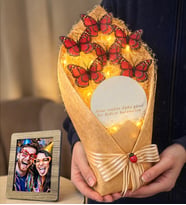 Kişiye Özel Fotoğraflı Led Işıklı ve Aynalı Premium Kelebek Buketi (Kırmızı)
