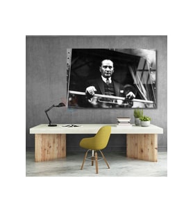 Cam Atatürk Tablo Modeli Siyah Beyaz Atatürk Tablosu Cam Dekor