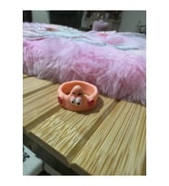 Sevimli Kahraman Çizgi Film Figürlü Pembe Çocuk Yüzük – Sabit Ölçülü Reçine Takı