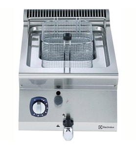 Electrolux Professional Endüstriyel 7 Lt Gazlı Set Üstü Fritöz, 1 V-tip Hazneli, Brulörler Hazne Dışında, 1 Sepetli, Derinlik 730 Mm - 400 Mm E7FRGD1B00