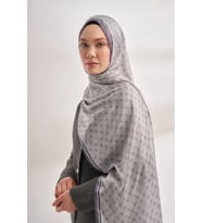 İTHAL VUAL MONOGRAM DESEN ŞAL -52929 (Gri-Gümüş)