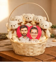 Sevgililer Gününe Özel Krem Peluş Ayıcık Karikatür Sepeti (Beyaz)