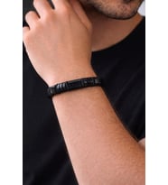 Mat Siyah Detaylı Erkek Bileklik
