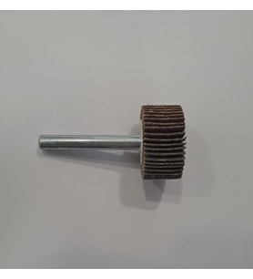 MATKAP UCU YAPRAK ZIMPARA 60 KUM 30 mm ( MADE IN GERMANY )