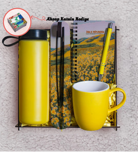 Dekoratif Ahşap Kutu İçerisine Cam Suluk, Kupa, Defter, Kalem, Tütsü Seti 