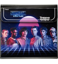 Trapper Keeper Binder, Stranger Things, 1 İnç Bağlayıcı 2 Klasör ve Ekstra Cep içerir, Neon (261138G-25)