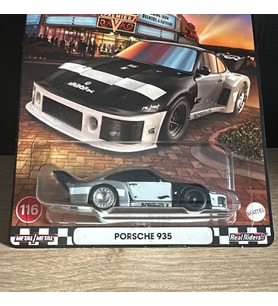 Hot Wheels Premium Porsche 935