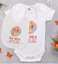 BK Kids Üj Bej Aylık Tasarımlı Beyaz Bebek Body Zıbın ve Mama Önlüğü Hediye Seti-1