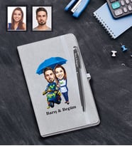 Kişiye Özel Vespa Motorcu Sevgili Karikatürlü Gri Defter Kalem Hediye Seti   Mod-1