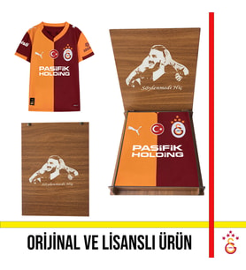 Galatasaray Lisanslı 2025/2026 Sezon Parçalı İç Saha Forma Icardi Ahşap Kutulu (Kırmızı)
