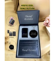 Kişiye Özel İsimli Benzinli Lüks Çakmak & Kartlık & Anahtarlık 3 Lü Hediye Set Özel İsimli Kutusunda
