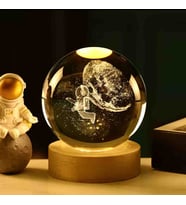 Wolawood Kristal Cam Kar Küresi 3D Işıklı LED Lamba USB Kablolu Ahşap Standlı Özel Gün Işığı Dekoratif Hediyelik Konsept Masaüstü Aksesuar Şık Zarif Süs Biblo Dekor Top Özel Üretim Premium Ay Küre Seti
