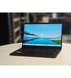 Lenovo ThinkPad X1 Carbon Notebook Gen8 İ7 10510U (10.Nesil) 16Gb Lprddr3 512Gb M2 Ssd 14" Fhd Ips B