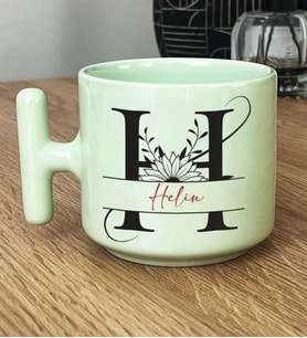 Kişiye Özel Ayçiçek H Harfli Hediye Pastel T Kupa İsme Özel İsimli Yazılı (Yeşil)