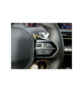 DİKİŞLİ DERİ DİREKSİYON KILIFI DAMARLI SİYAH DERİ SİYAH DİKİŞLİ PEUGEOT 3008 İÇİN HIZLI KARGO