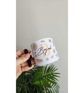 İsme Özel Kişiye Özel Porselen Papatya Desenli T Kupa Bardak Latte Fincanı