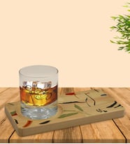 BK Gift Kişiye Özel Modern Art Tasarımlı Doğal Ahşap Tabaklı Viski Bardağı Sunum Seti Model 20