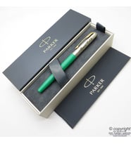 Parker Jotter Original Yeşil GT Dolma Kalem  İsme Özel Kalem  Hediyelik Kalem