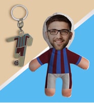 BK Gift Kişiye Özel Fotoğraflı Bordo-Mavi Futbolcu Bebek Yastık ve Formalı Metal Anahtarlık Hediye Seti