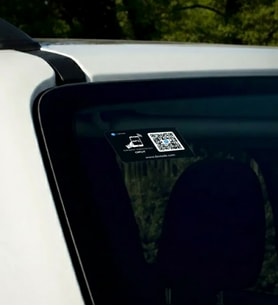 Destade Araç İletişim Bilgisi Sticker NFC ve QR Kod Özellikli Araba Sticker (Siyah-Gri)