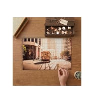 San Francisco Sokaklarındaki Tramvay Tasarımı 240 parça Ahşap Puzzle Ahşap Kutuda MP00225