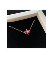 Gold Kaplama Ruby Taşlı Çiçek Gümüş Bileklik