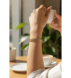CM Labirent Model Zirkon Taşlı VIP Seri Gold Renk Pirinç Kadın Bileklik 5886 - SSSSSS4360-4178