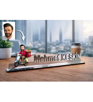 Kişiye Özel Kurye Karikatürlü 30 cm Ayna Pleksi Masaüstü İsimlik - Kurye Hediyesi Yeni İş ve Meslek Hediyesi
