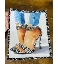 ZİRKON TAŞLI ZEBRA AYAKKABILI KIZ ARMA DİKİŞ APLİKE 23X19 CM