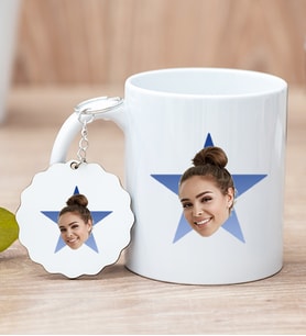 Kişiye Özel Mavi Yıldız Kafa Fotoğraflı Beyaz Kupa Bardak ve Anahtarlık