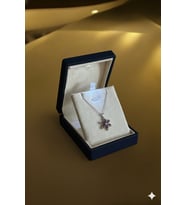 (PREMİUM IŞIKLI KUTULU) 925 Ayar Gümüş Mor Taşlı Lotus Çiçeği Kadın Kolye