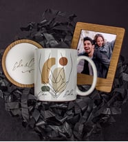 Motto Gift Sevgililere Özel Tasarım Kupa & Bardak Altlığı & Fotoğraf Çerçevesi Hediye Seti 110414