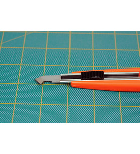 Cutter Çok amaçlı plastik kesici, plastik kesme bıçağı ve hassas bıçak ağzı, 1 kesici (M-500P)