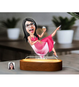 BK Gift Kişiye Özel Kadın Karikatürlü Dekoratif 3D Biblo LED Işıklı Gece Lambası-3, Sevgiliye Hediye, Arkadaşa Hediye, Doğum Günü Hediyesi
