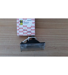 Tampon Sinyali Sağ Beyaz Japon Tfr 2.5 Td 01-02 (Oem No: 8-97228-266-0)