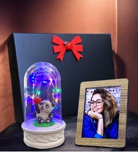 Kişiye Özel Fotoğraflı ve Renkli Led Işıklı Fanus, Siyah Hediye Kutusunda (Model 5)