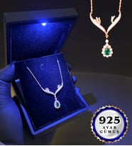 Işıklı Premium Kutusunda Safir Taşlı Tasarım Damla Kolye Hediyesi