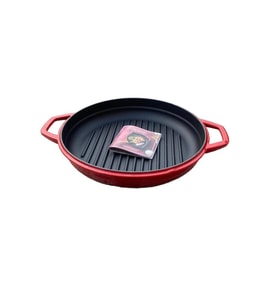 HOSSE 28 cm Yuvarlak Demir Döküm Grill Tava Çift Kulplu Kırmızı