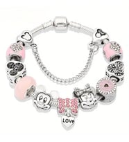 Pandora Tarz , Mickey ve Minnie Pembe Charmlı Bİleklik, Ahşap Kutu içerisinde