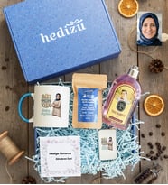 Kişiye Özel Karikatürlü Best Mom Ever Anneye Hediye Hediye Kutusu - Kişiye Özel Kupa Standart, Traş Kolonyası, Çakmak, Filtre Kahve Anneler Günü Hediyesi