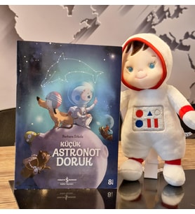 Küçük Doruk Astronot Kitap ve Astronot Peluş (30cM) Set