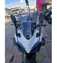 MOTOCAM Arora AR 250 Ön Cam 2026-2027 Model 44cm Füme Renkli 4mm