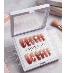 Louésse Ruby Charm Takma Tırnak Seti 12’li Kırmızı Ombre Taşlı & Fiyonk Detaylı Şık Model