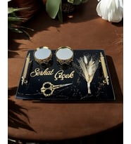 Heartfelt Siyah Cam Söz Nişan Tepsisi (Gold)