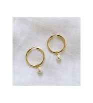 925 Ayar Gümüş Inci Detaylı Halka Küpe (Gold)