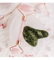 Pembe Kuvars Roller ve Yeşim Kalpli Gua Sha Takımı (Karışık)