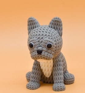 Örgü Dokulu Fransız Bulldog Biblo - 3D Yazıcı Tasarımı Frenchie Köpek Figürü - Dekoratif Modern Köpek Heykeli