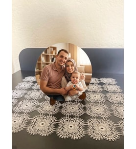 Kapbirhediye Kişiye Özel Yuvarlak Masaüstü Fotoğraf Baskısı - 14 cm Ahşap Stantlı