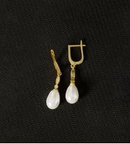 925 Ayar Gümüş Elegance Damla İnci Küpe (Altın)