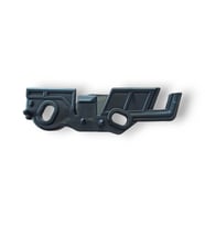 Audi A4 2013-2015 Ön Tampon Sağ Çamurluk Bağlantı Braketi 8K0807284E